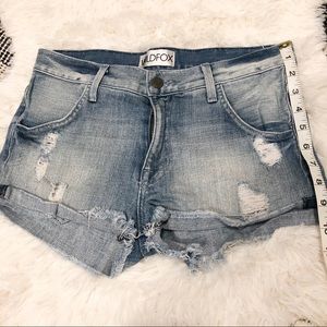 WildFox Michelle Boyfriend Short size 26